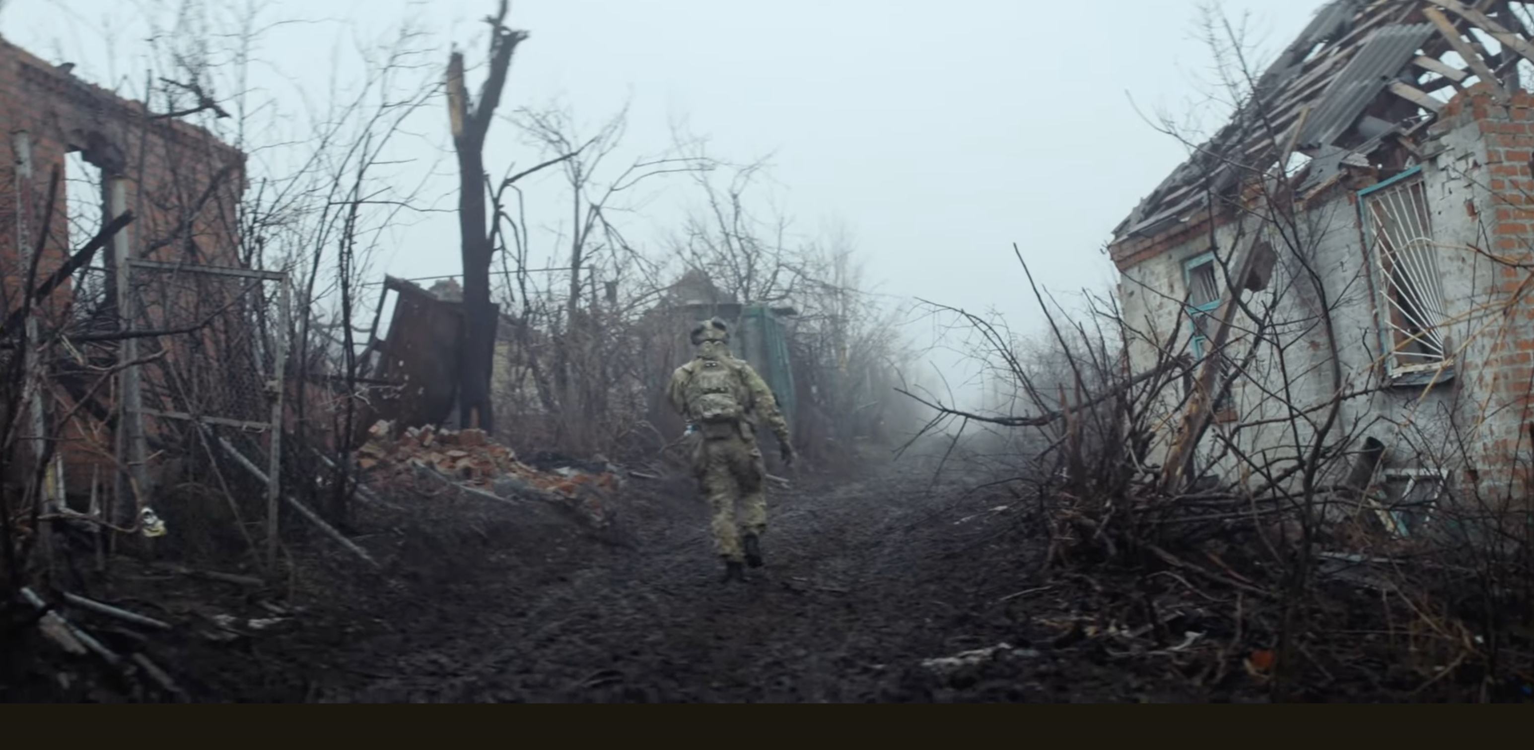 Кадр из клипа Yours Eternally