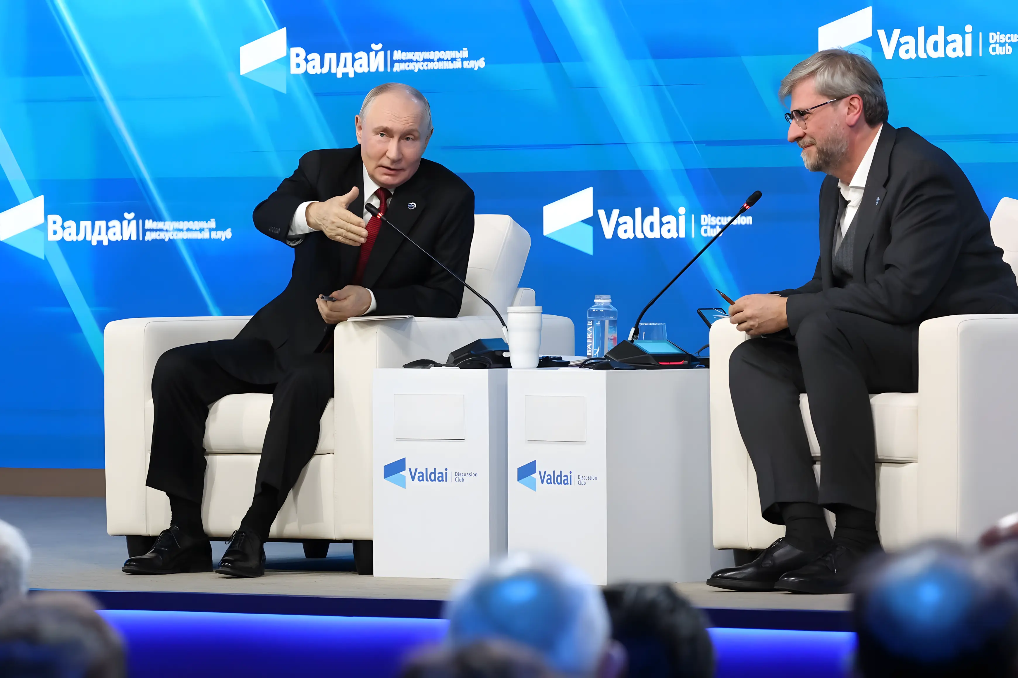 Главные новости к утру 2 октября // Путин встретился с членами Валдайского клуба