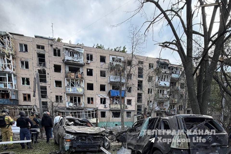 Два человека пострадали при ударе дронов в Белгородской области