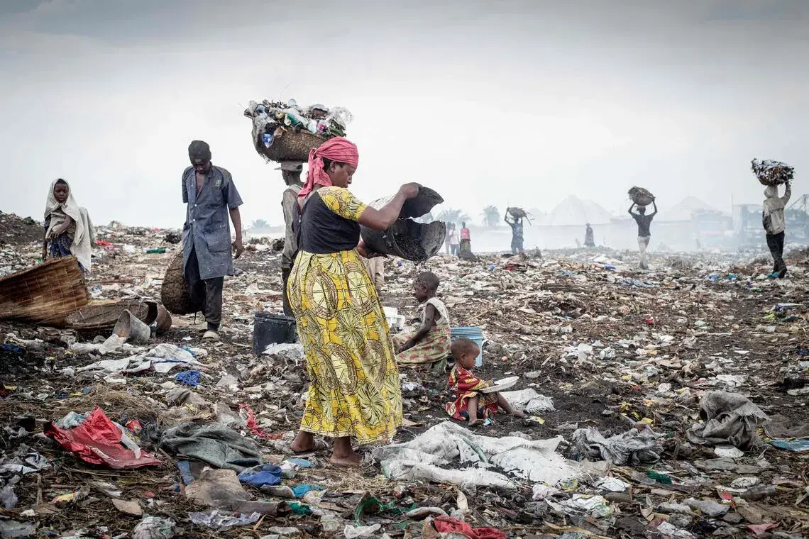 World's poor population grows to 1.2 billion, UN reports
