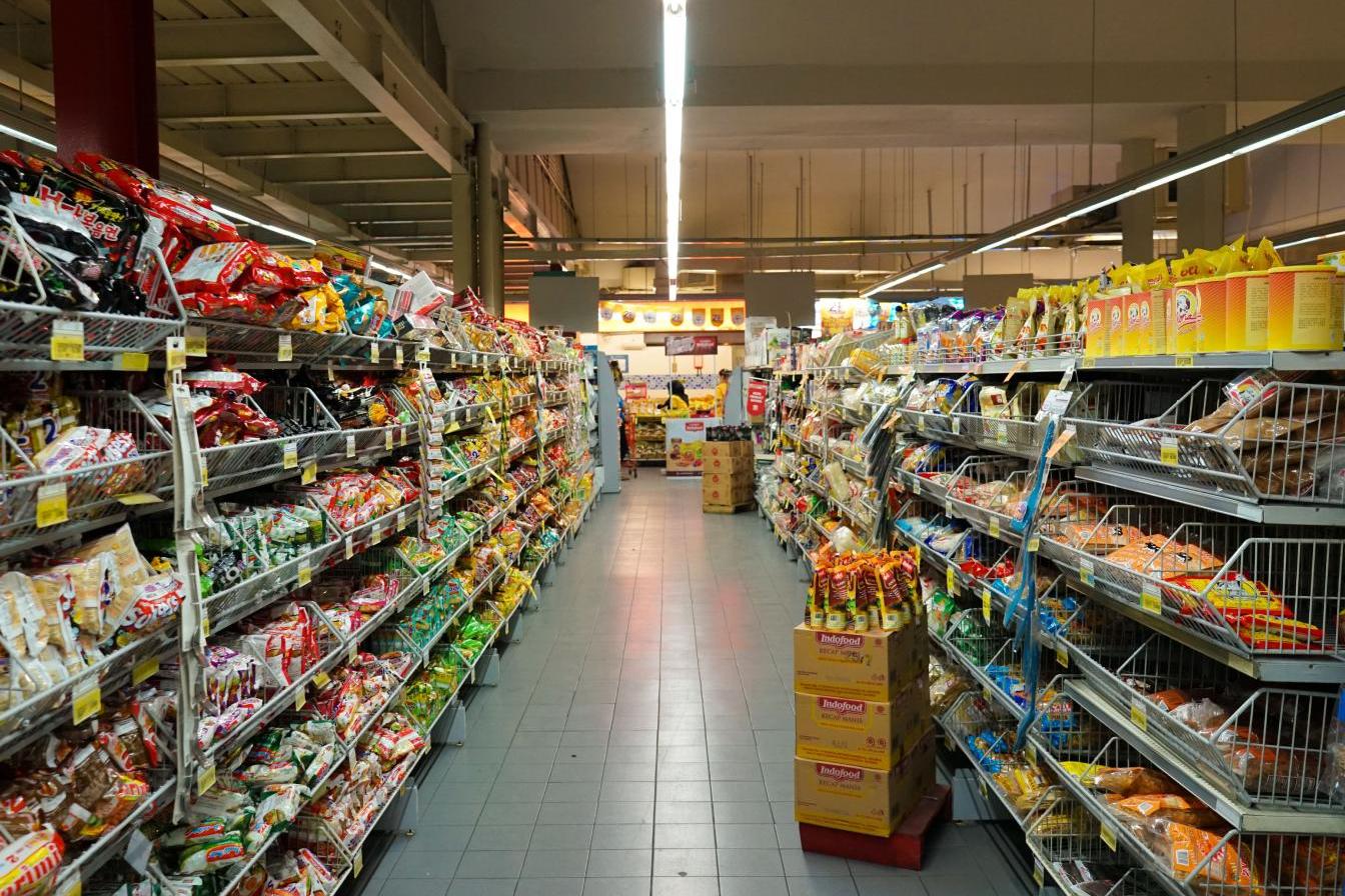 Региональные продуктовые франшизы потеряли около 300 магазинов за восемь месяцев