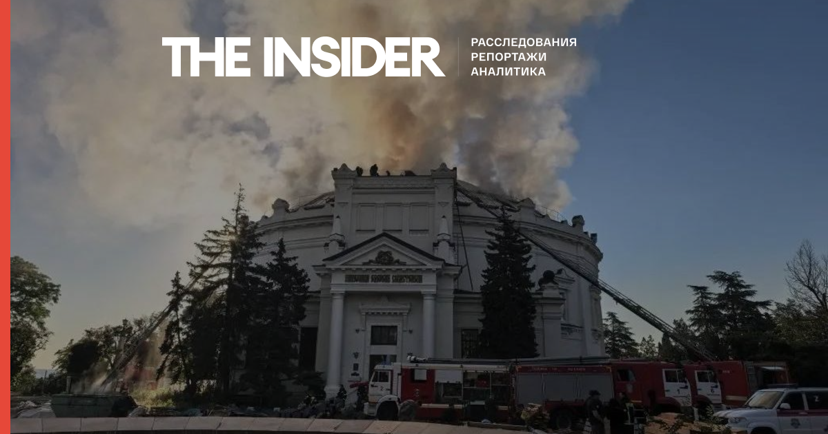 Cover image for Historic Sevastopol Panorama Painting 'Virtually Destroyed' in Ukrainian Drone Strike